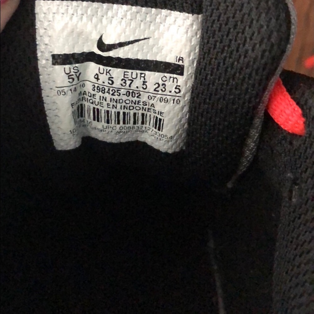 Nike shocks - Picture 4 of 4